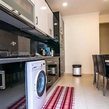 Seaside House In Estreito Semesterbostad *