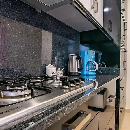 Seaside House In Estreito Estreito Da Calheta