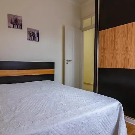 Seaside House In Estreito Estreito Da Calheta