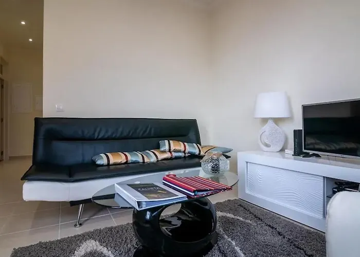 Дом отдыха Seaside House In Estreito *