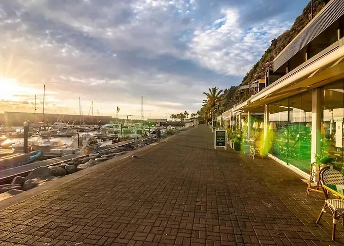 Дом отдыха Seaside House In Estreito