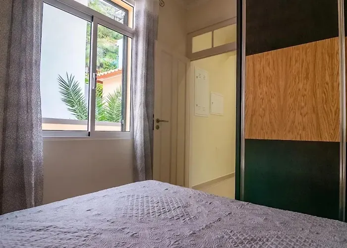 Seaside House In Estreito *